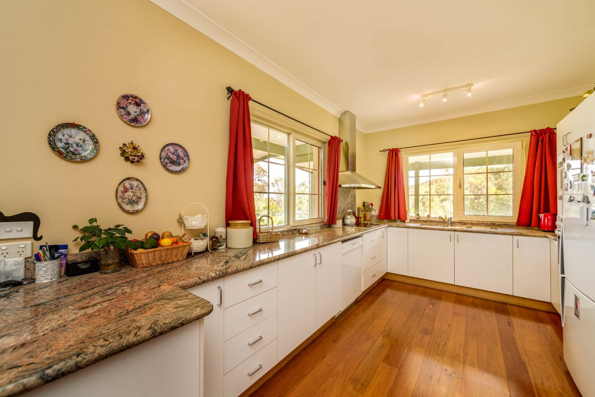 15 Great A K Hardwood Flooring Ltd 2024 free download a k hardwood flooring ltd of sale ezy inside pomeroy west cottage park beautiful country retreat 385 acres goulburn