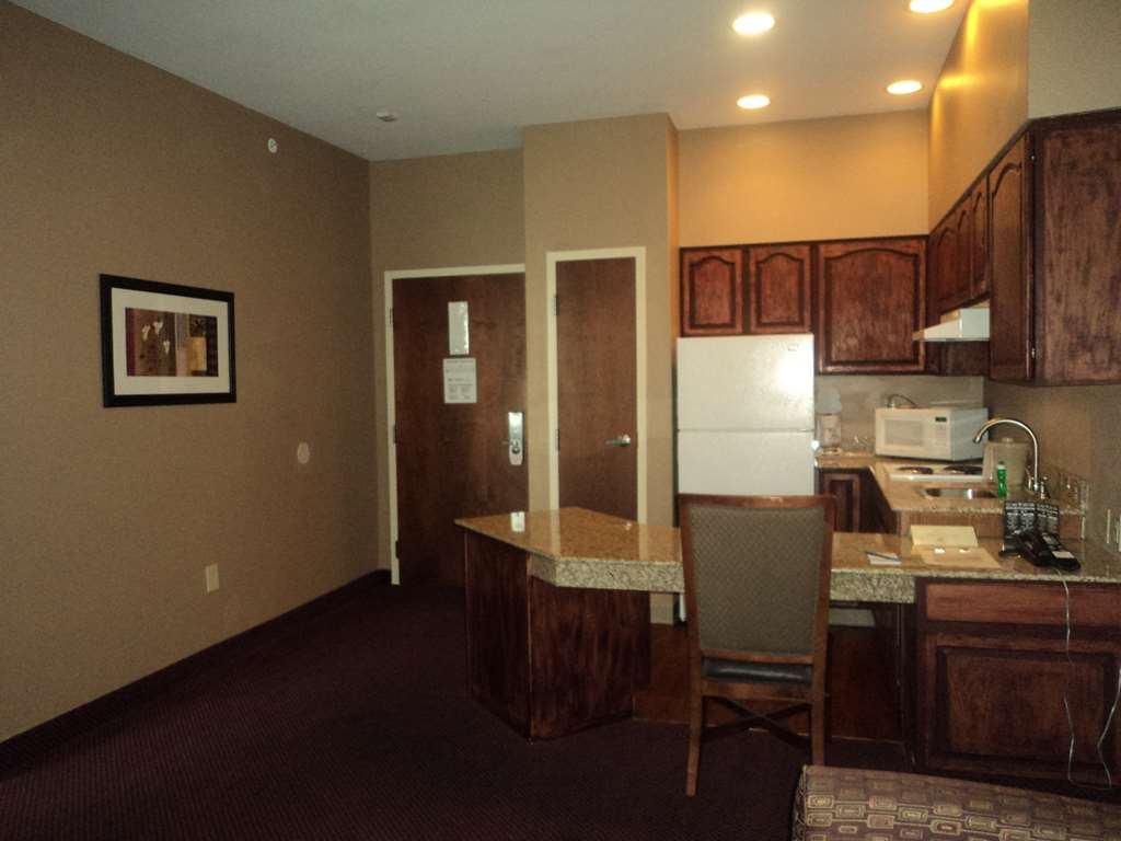 11 Stylish A Plus Hardwood Floors Denver 2024 free download a plus hardwood floors denver of hotel in cincinnati best western plus hannaford inn suites with best western plus hannaford inn suites king suite entry and kitchen