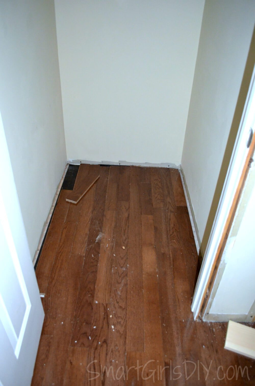 21 Amazing Bruce Glue Down Hardwood Floors 2024 free download bruce glue down hardwood floors of upstairs hallway 1 installing hardwood floors intended for hardwood extends into closet