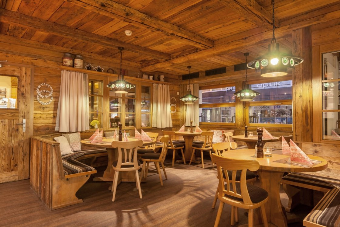 12 Lovable Ch Hardwood Floors 2024 free download ch hardwood floors of restaurant pinte arvenstube hotel pollux zermatt inside restaurant pinte