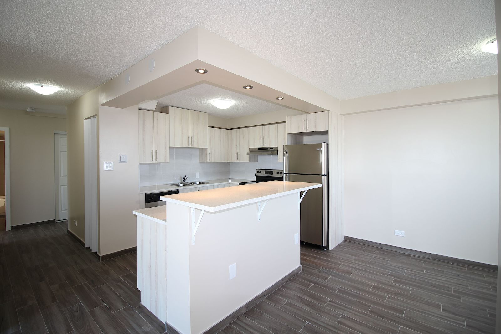 12 Elegant Discount Hardwood Flooring Calgary 2024 free download discount hardwood flooring calgary of calgary apartment for rent downtown heart of downtown this clean with all new kitchen with island