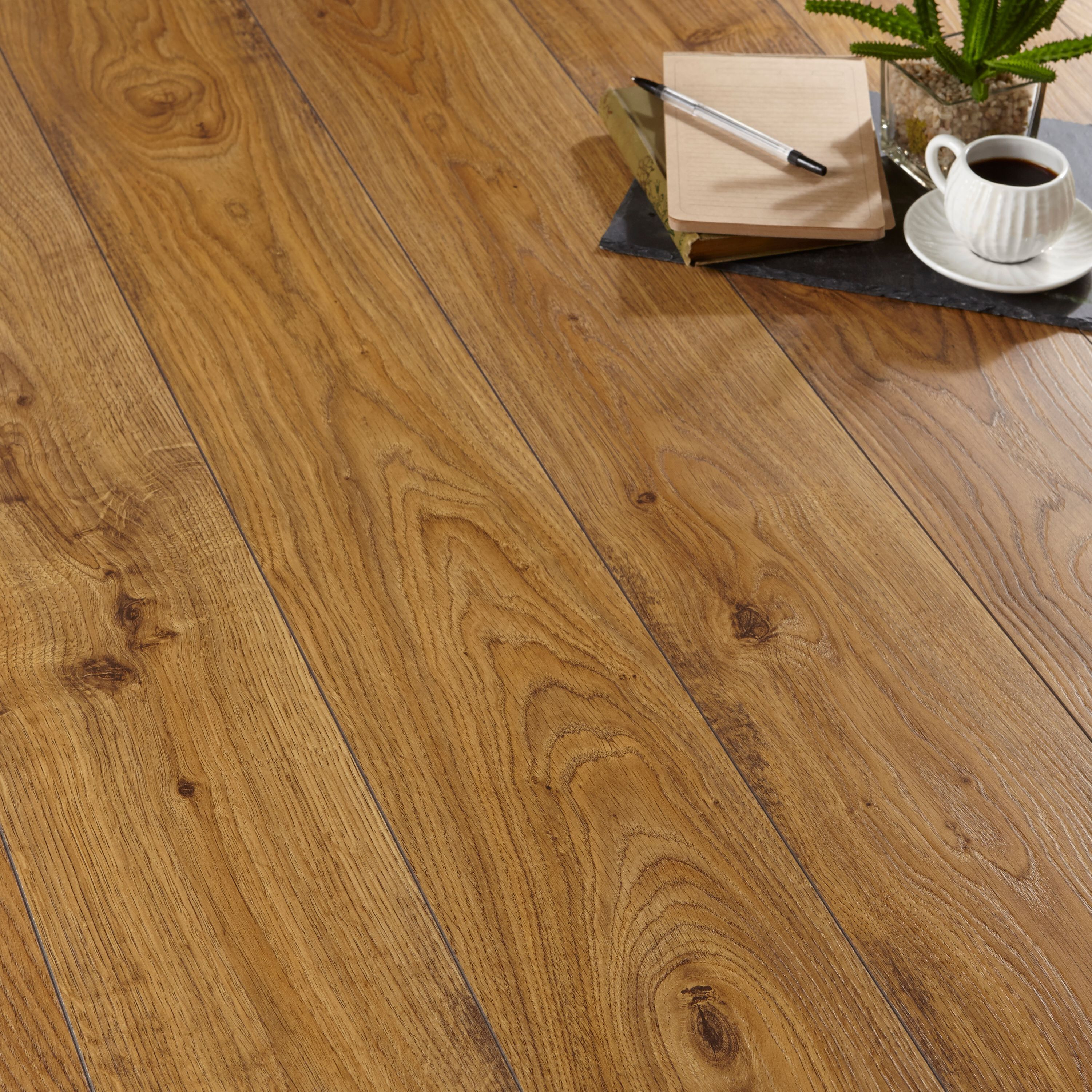 11 Fashionable Engineered Hardwood Vs Vinyl Plank Flooring 2024 free download engineered hardwood vs vinyl plank flooring of laminate flooring vs wood laminate flooring bamboo vs vinyl planks with laminate flooring vs wood quickstep andante oak effect laminate floorin