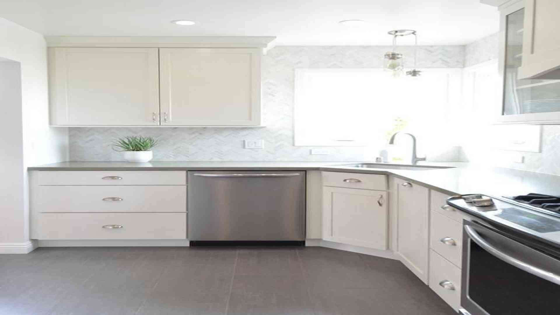 14 Stunning Grey Hardwood Floors White Cabinets 2024 free download grey hardwood floors white cabinets of 40 unique kitchen remodels with white cabinets image living room intended for grey black and white kitchen luxury kitchen with white cabinets luxury ki