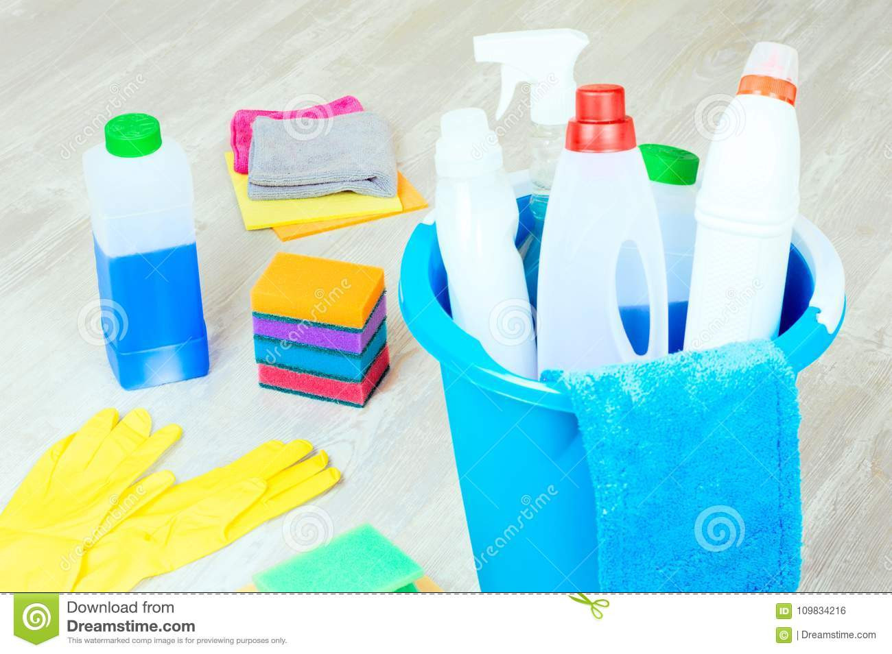 26 Cute Hardwood Floor Cleaning Products 2024 free download hardwood floor cleaning products of basket with variety cleaning products on wooden floor housekeeping regarding basket with variety cleaning products on wooden floor housekeeping concept