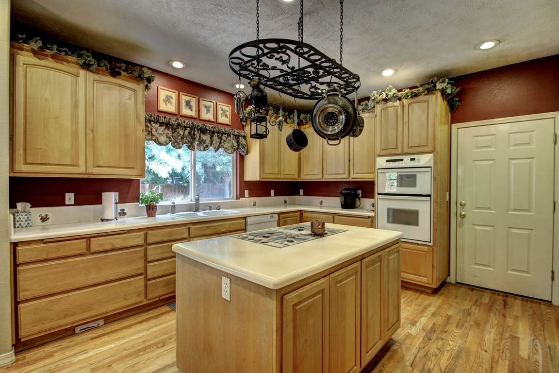 14 Famous Hardwood Flooring Boise Idaho 2024 free download hardwood flooring boise idaho of residential for sale 4 bedrooms 2 5 bathrooms price 384500 with 12650 w roseglen boise idaho 83713 1437 4 bedrooms bedrooms