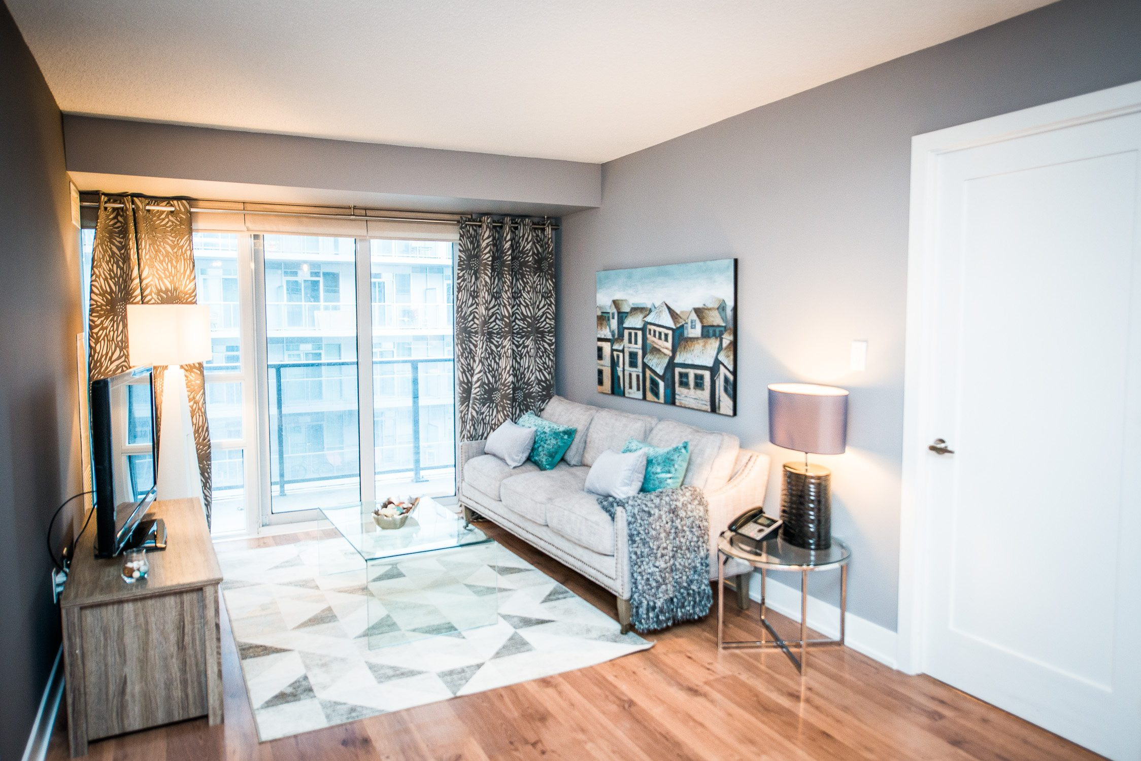 13 Perfect Hardwood Flooring toronto Installation Price 2024 free download hardwood flooring toronto installation price of signature four 3 bedroom furnished condo for rent within toronto furnished apartment king west blue pillow on couch