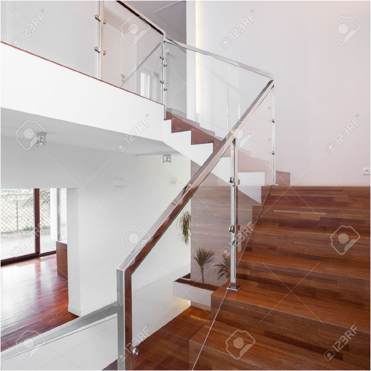 12 Fashionable Install Hardwood Flooring Around Banister 2024 free download install hardwood flooring around banister of how to install hardwood flooring around railings flooring design with regard to how to install hardwood flooring around railings photographies ra