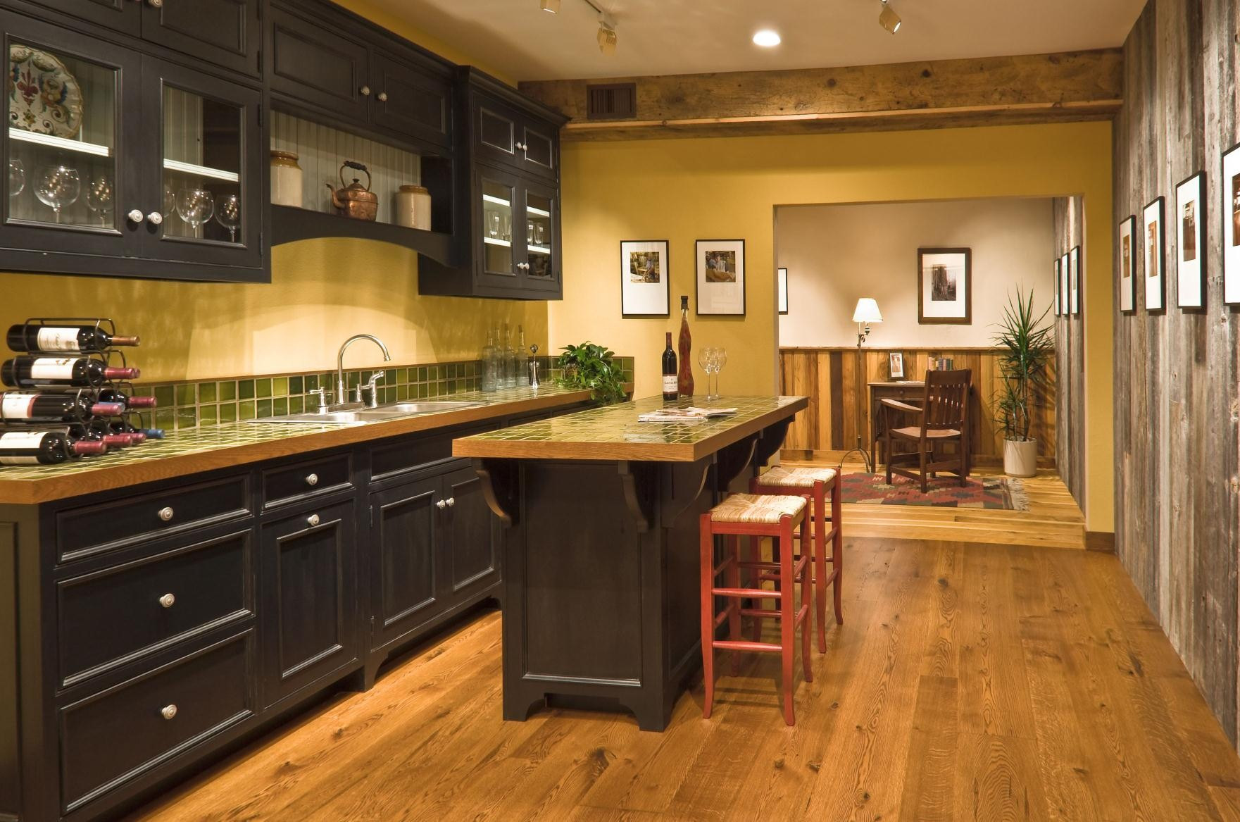 12 Recommended Light Hardwood Floors with Dark Cabinets 2024 free download light hardwood floors with dark cabinets of impressive what color flooring go with dark kitchen cabinets on what within impressive what color flooring go with dark kitchen cabinets on what c