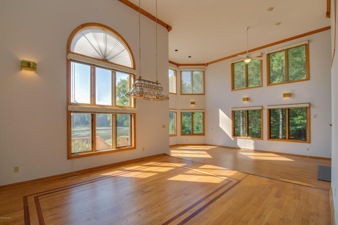 30 Awesome Michigan Hardwood Floors Services Llc 2024 free download michigan hardwood floors services llc of 425 springwood drive kalamazoo 49009 mls 18035620 jaqua realtors for 425 springwood drive kalamazoo mi 49009