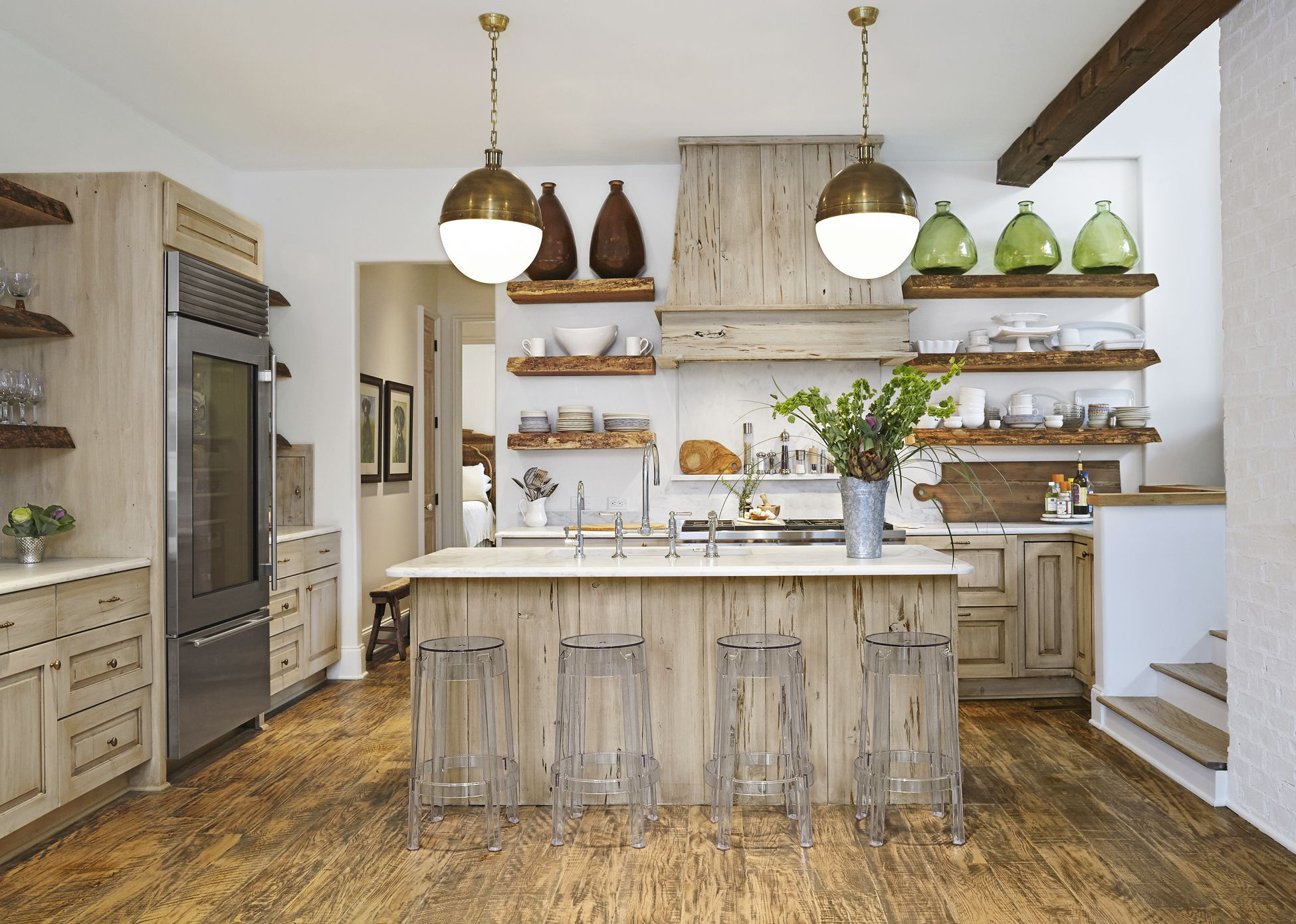 most popular hardwood floor colors 2016 of 8 gorgeous kitchen trends that will be huge in 2018 within 1483474851 kitchen reinvention reclaimed wood 0117